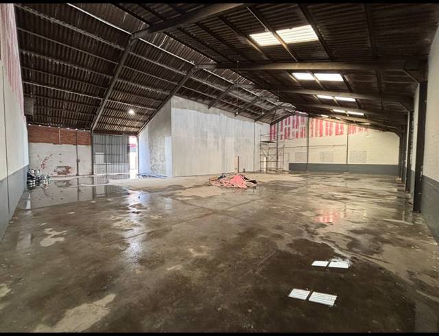 645M² WAREHOUSE TO LET IN EPPING INDUSTRIAL